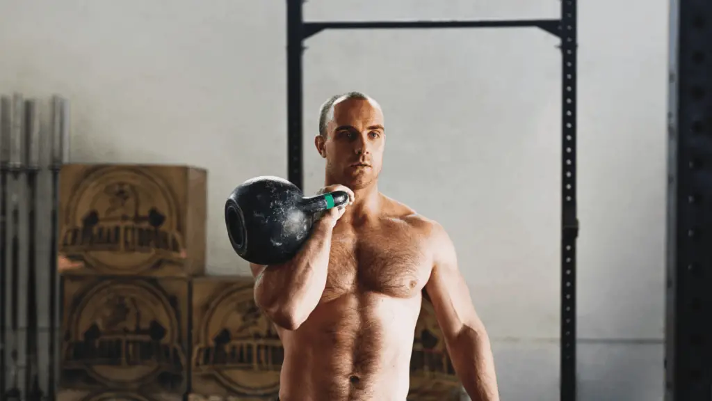 man kettlebell training